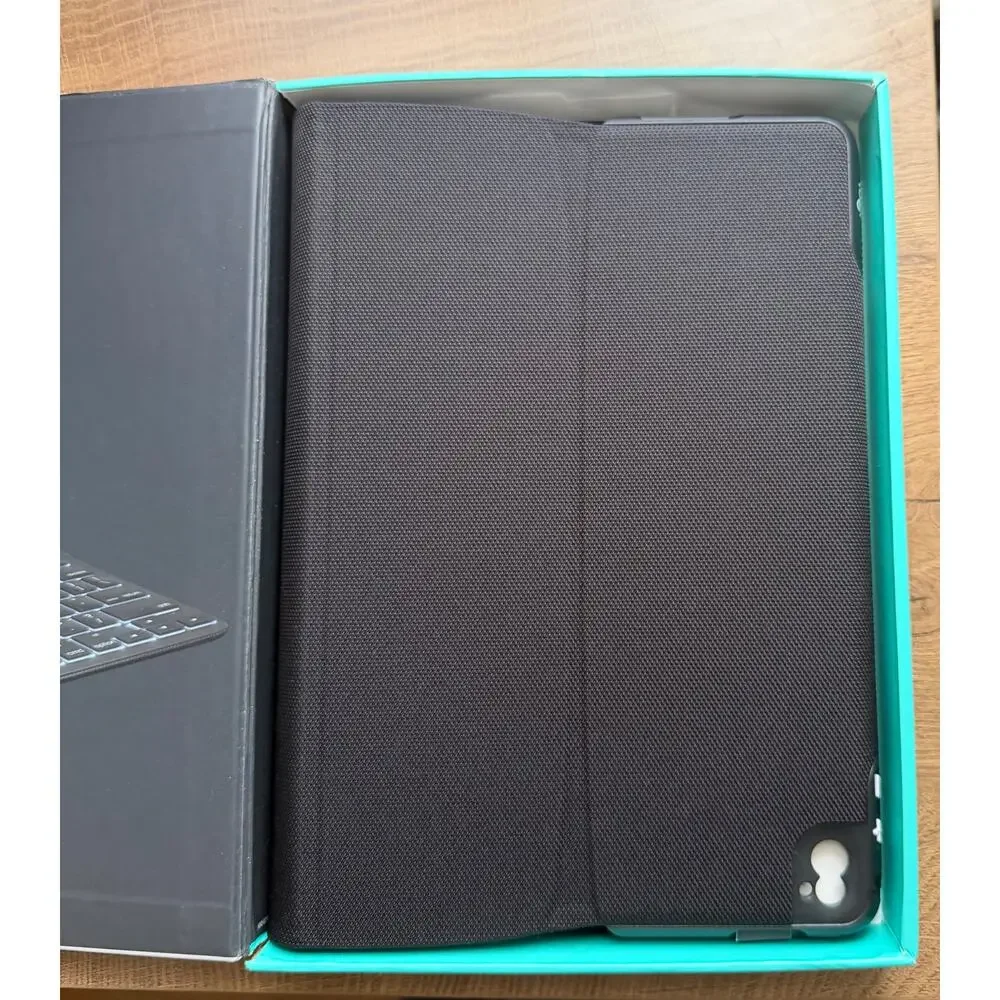 Logitech CREATE iPad Pro 9.7 Keyboard Case Smart Connector NEW